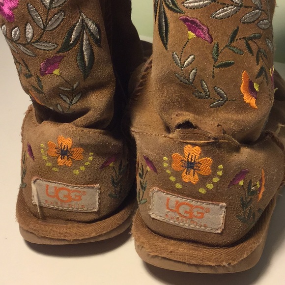 Flower Suede Uggs - Picture 5 of 7